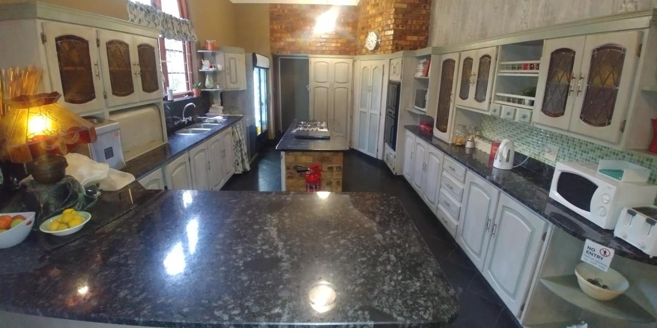 Grace Place Bnb Pretoria Bed and Breakfast Buitenkant foto