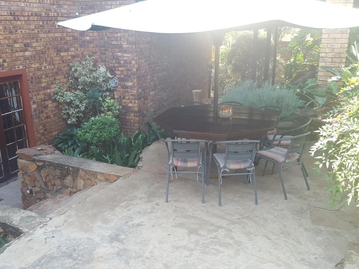 Grace Place Bnb Pretoria Bed and Breakfast Buitenkant foto