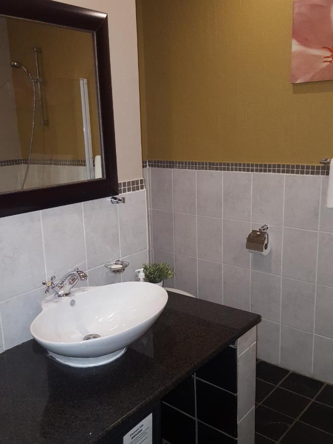 Grace Place Bnb Pretoria Bed and Breakfast Buitenkant foto